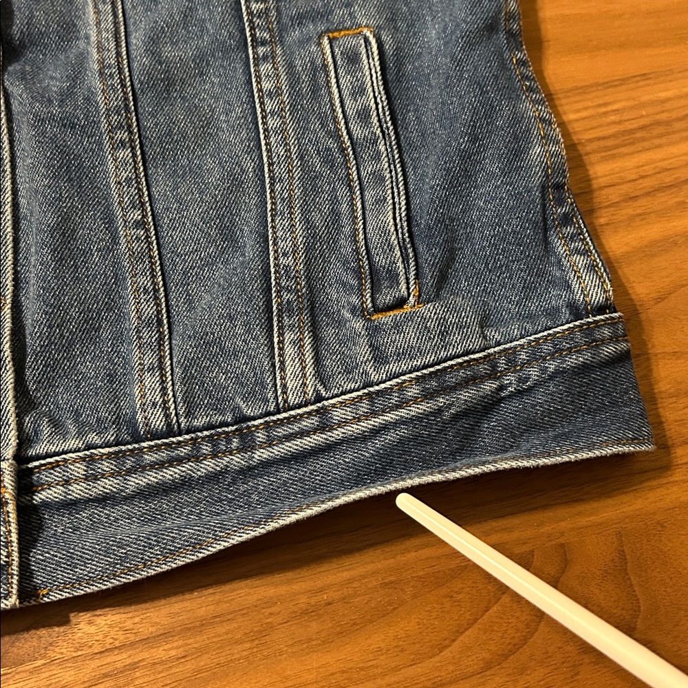 J. Crew Women’s Jean Jacket Size Small - Picture 9 of 11
